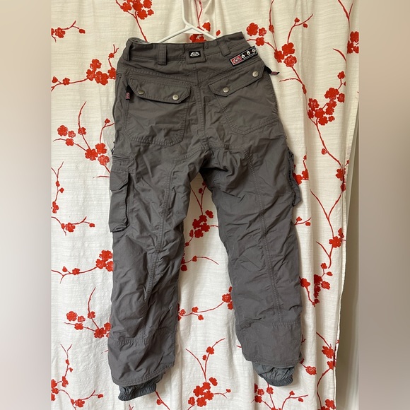 686 Enterprises snowboard pants - Picture 3 of 3